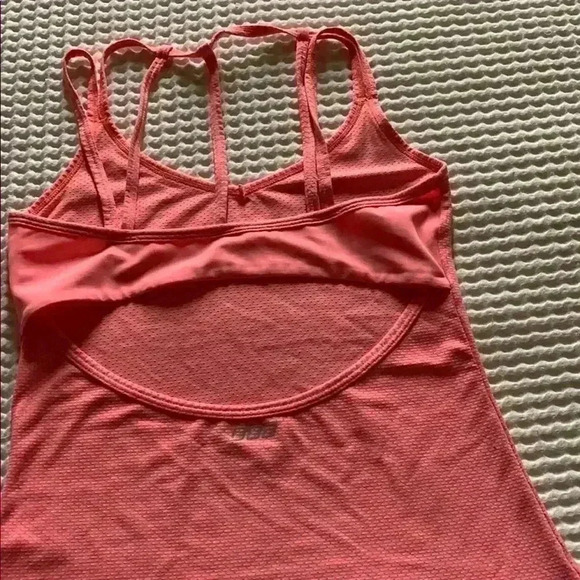 Lorna Jane top - Picture 2 of 3